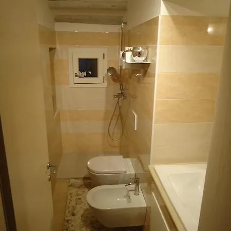 Ca' Dei Carpini Apartmán *